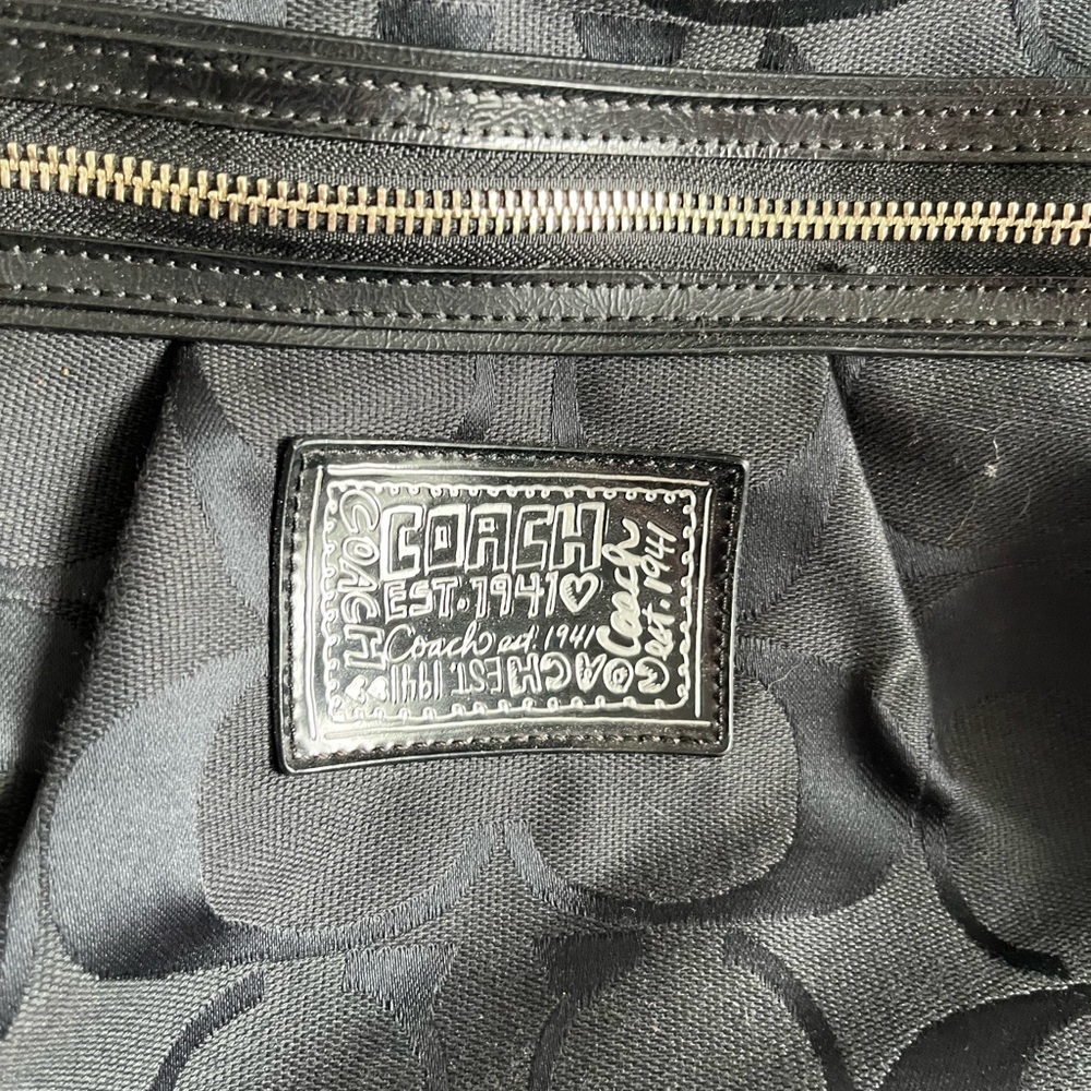 Coach Black Signature Poppy Hearts Glam Bag - Picture 4 of 14